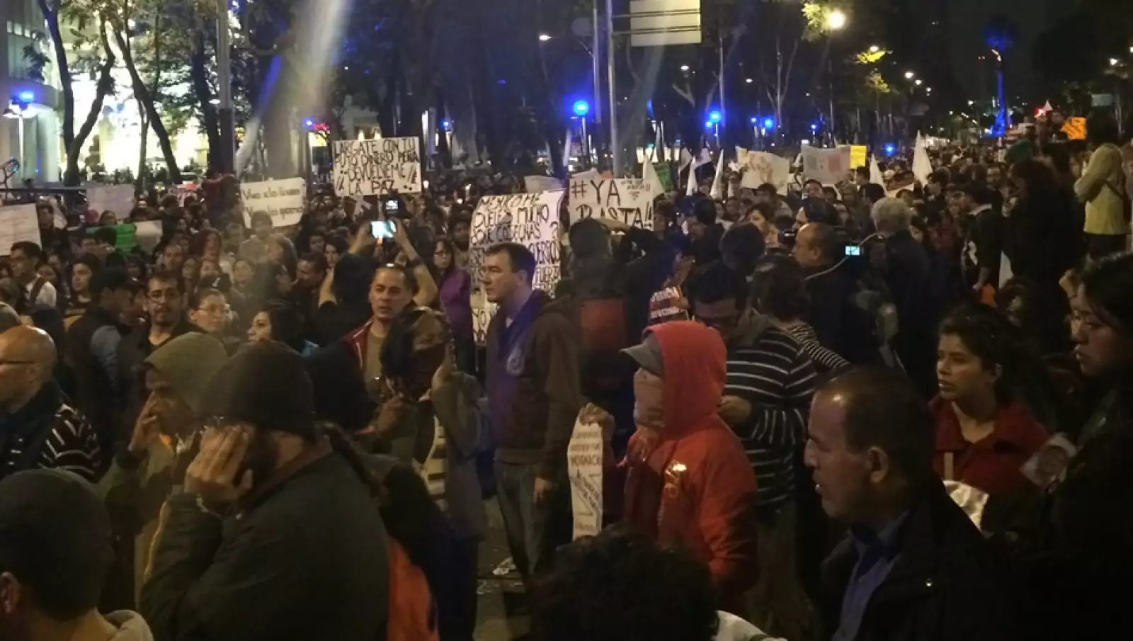 Marcha PGR al Zócalo por Ayotzinapa