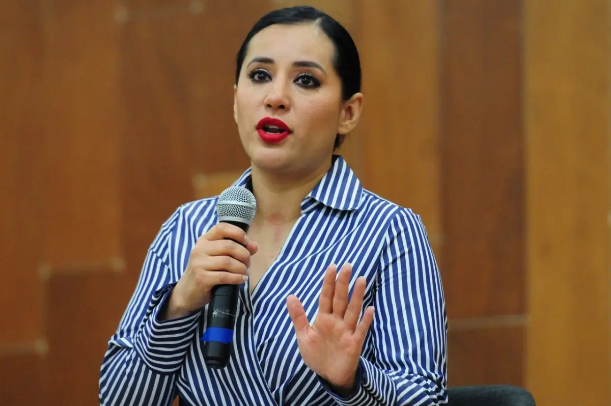 sandra-cuevas-conferencia