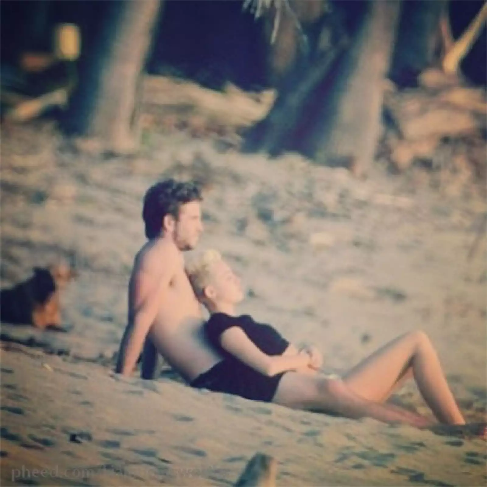 Sin duda se ven muy enamorados por lo que no sería extraño que esta joven pareja fijara muy pronto la fecha de su boda.