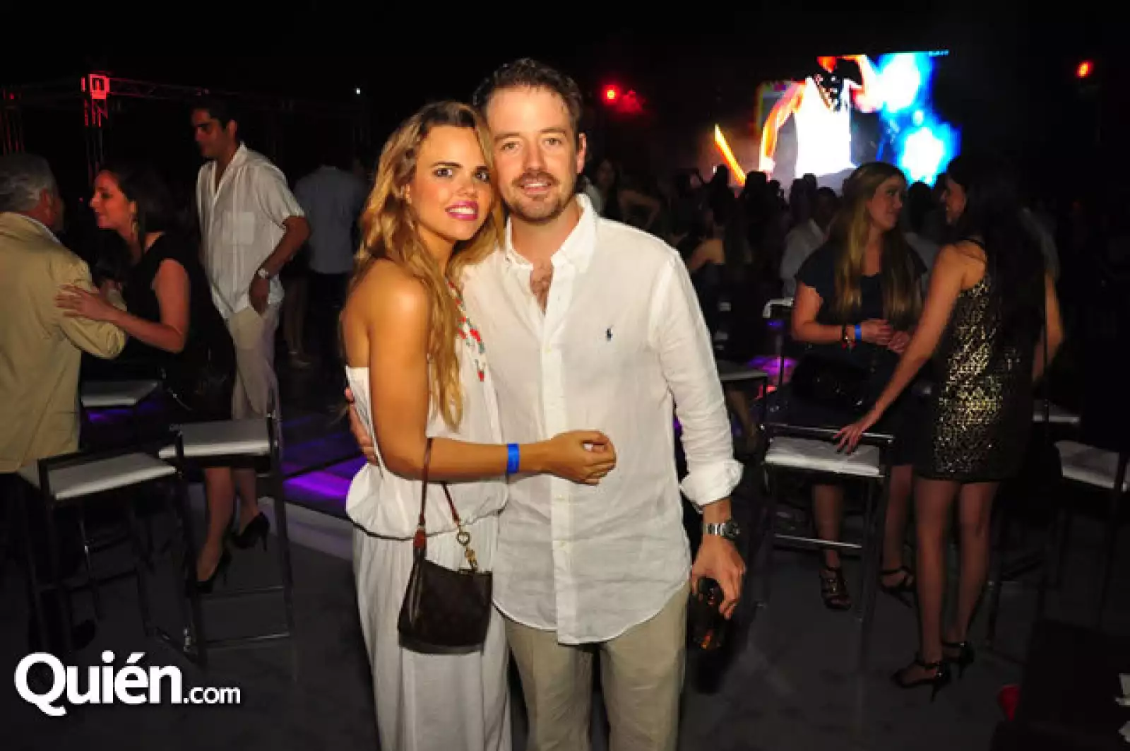 Renata Larios,Cristóbal Gómez España