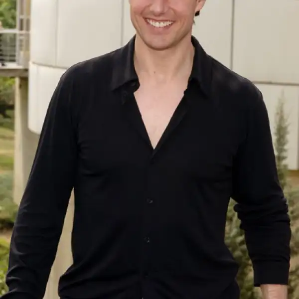 A sus 43 años, Tom parecía no haber envejecido ni un poco, mostrándose más hot que nunca.