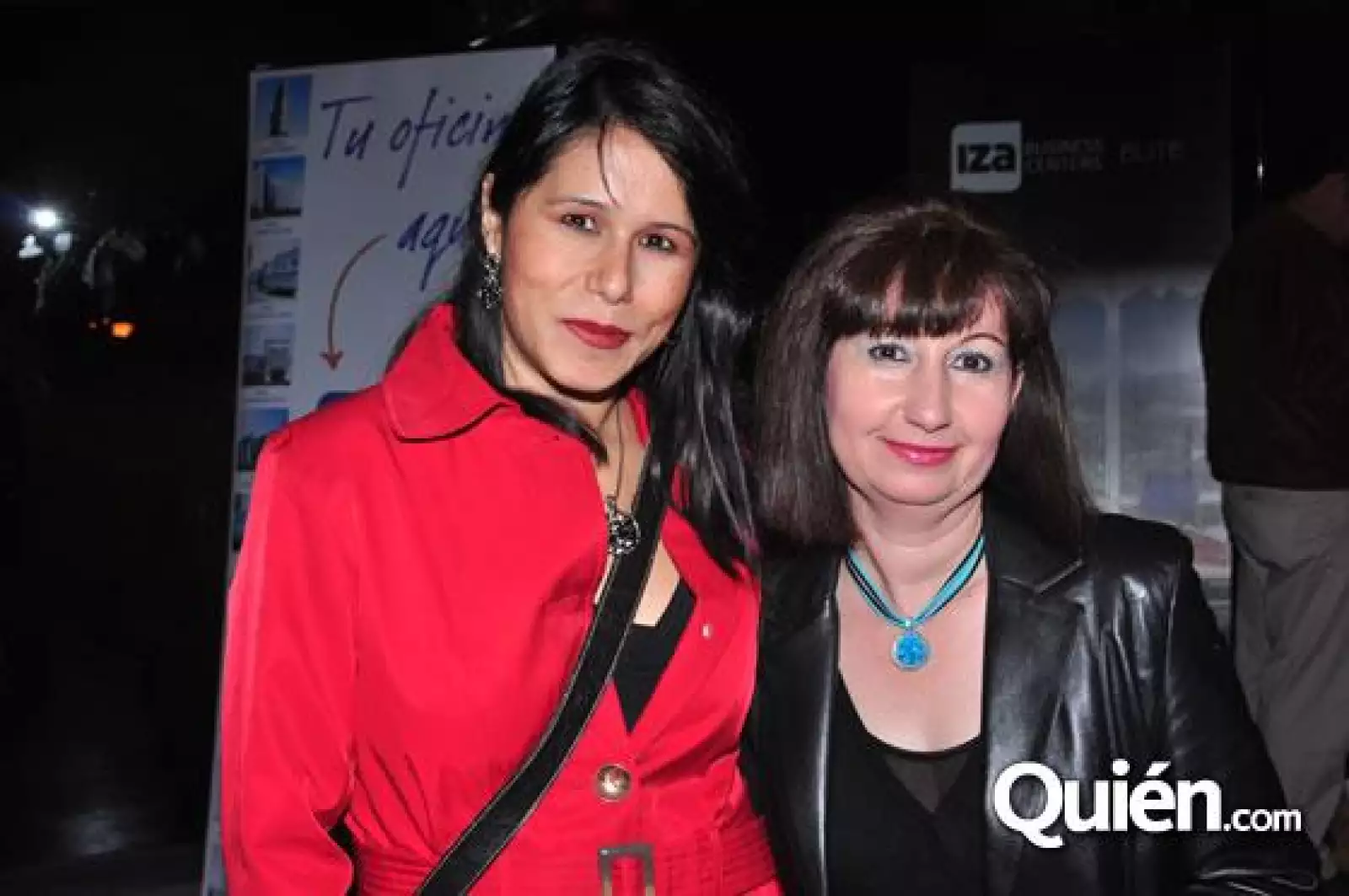 Brindis Navideño Iza Business Centers