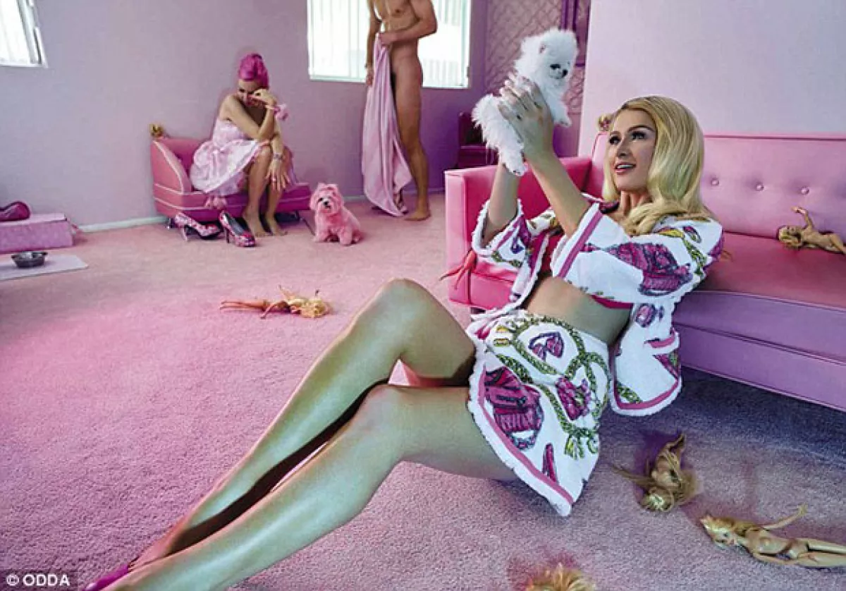 Los props evocaron al mundo de Barbie en todos los sentidos.