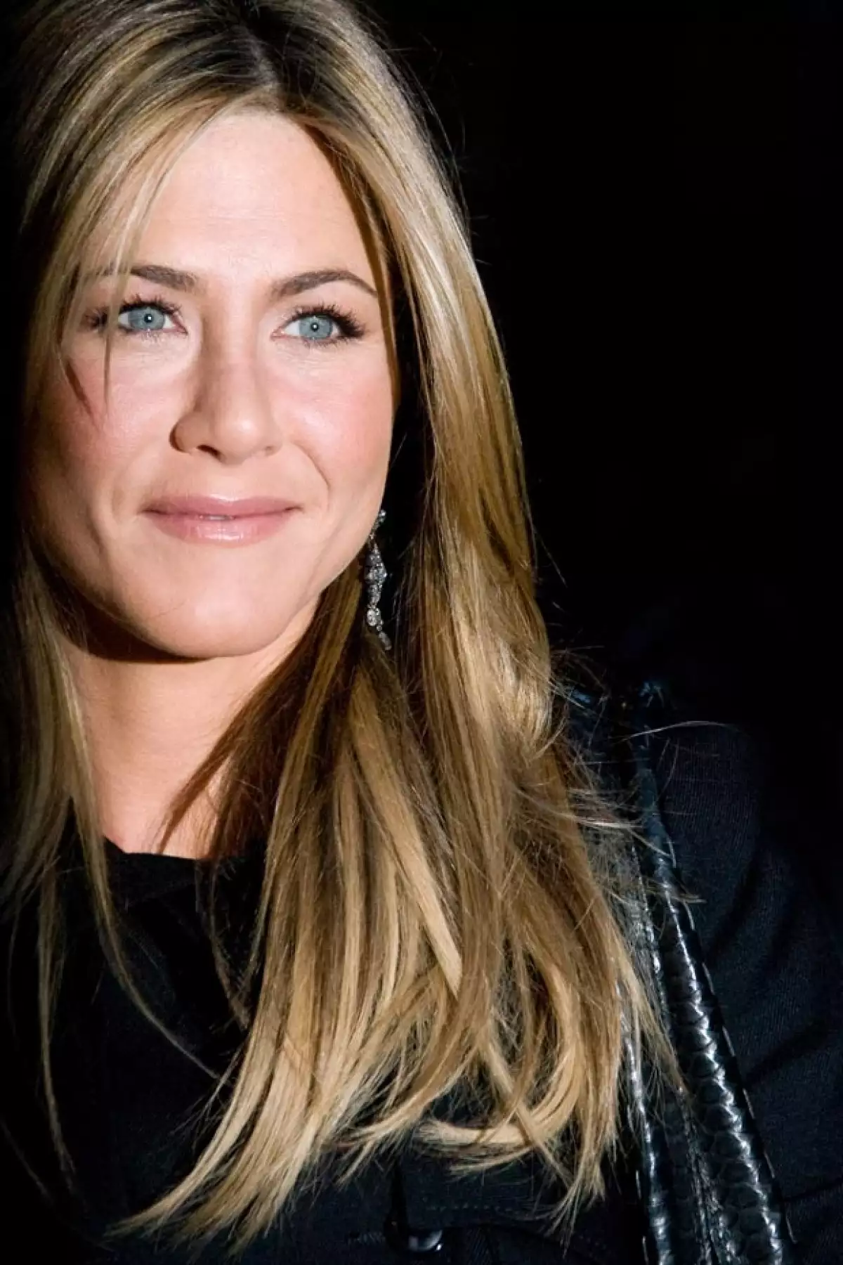 Jennifer Aniston, protagonista de la serie "Friends", festeja su cumpleaños número 43.
