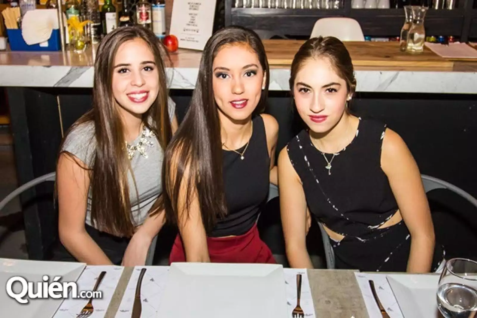 Katya Serna,Renata Leal y Bárbara Leal