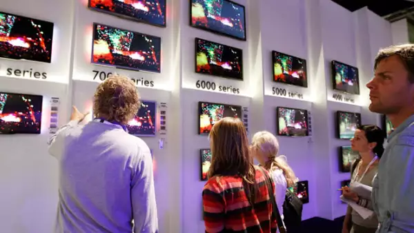 En esta feria existe contacto directo con los fabricantes de equipos, quienes apuestan sus mejores ‘cartas’ para la próxima temporada navideña.