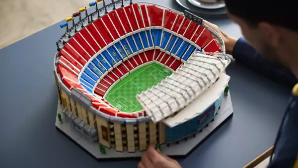 Life and Style Lego Camp Nou 4.jpg