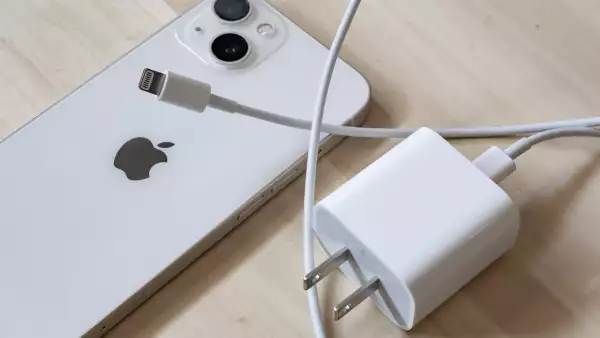peticion cargador apple samsung