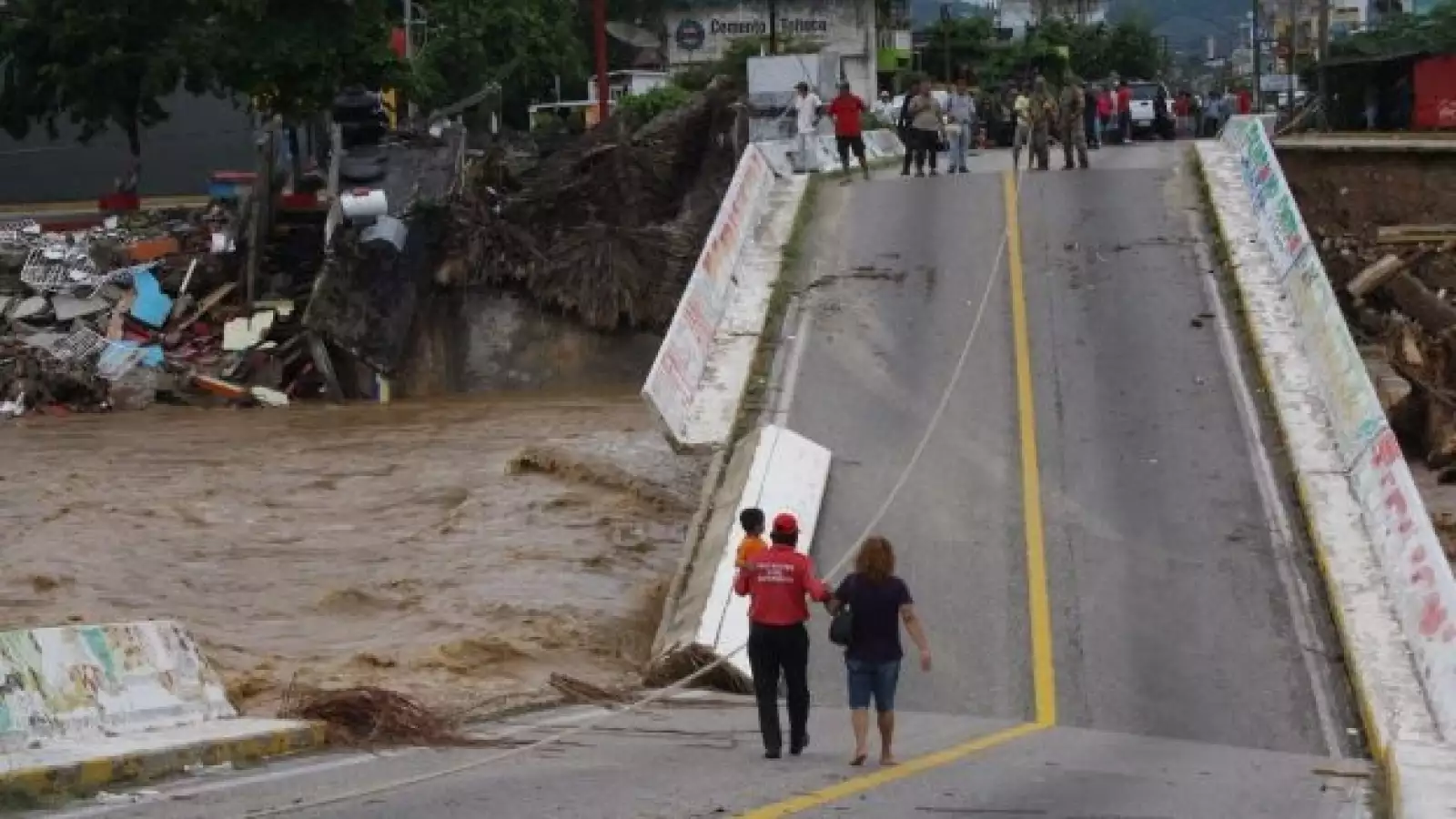 Colapso-Puente-1-EFE