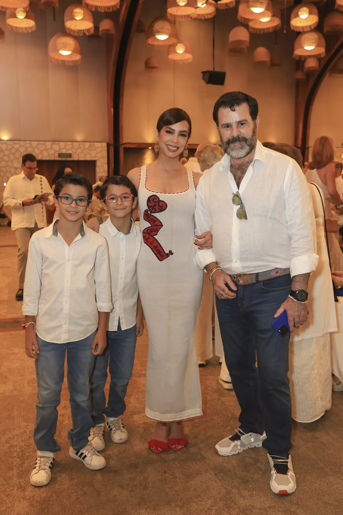 Manuel y Daniel Capetillo, Biby Gaytán, Eduardo Capetillo
