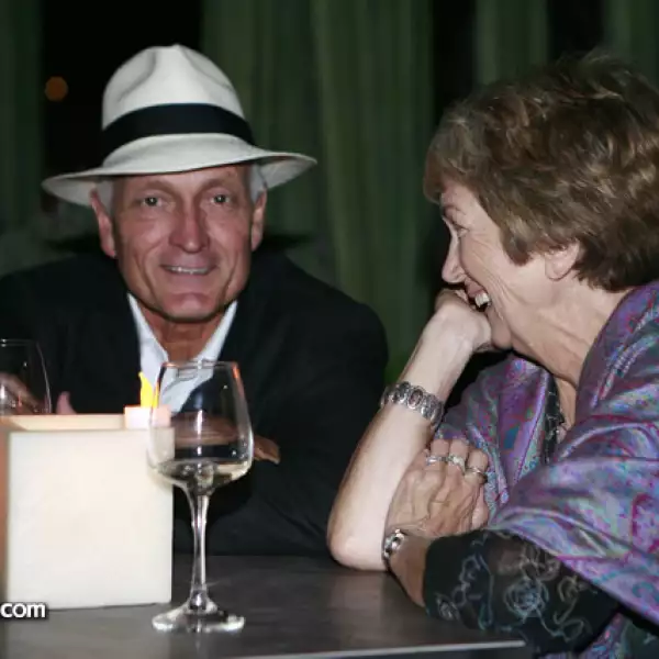 Gene Bard,Juanita Wood