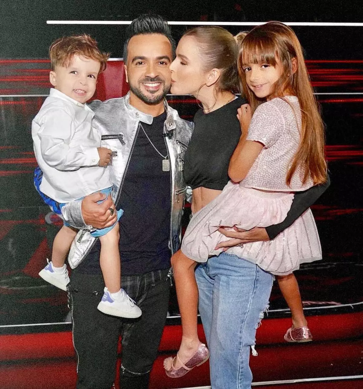 luis-fonsi-familia.jpg