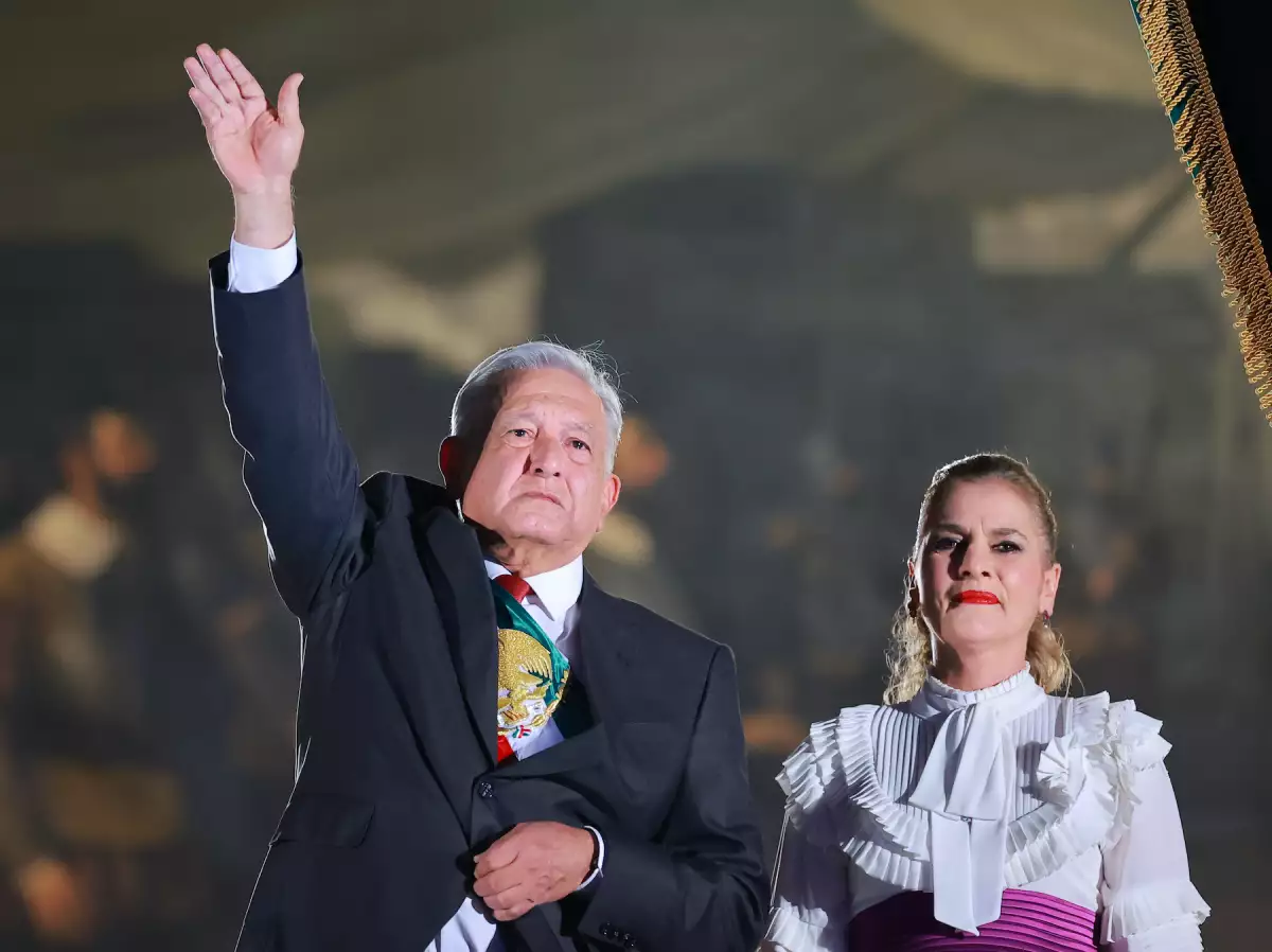 President Lopez Obrador Gives Traditional 'Cry of Independence'