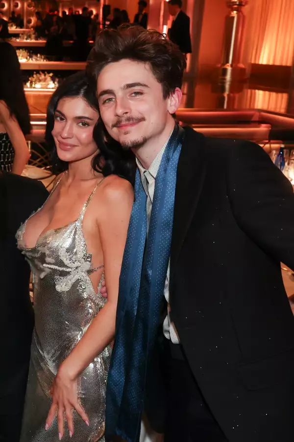 kylie jenner timothee chalamet golden globes