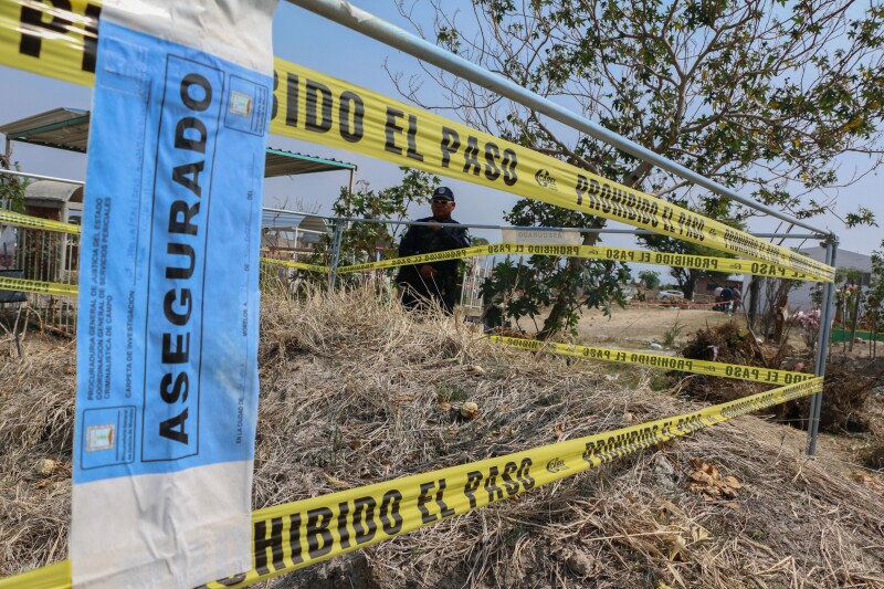 Visitadores de la CNDH explicaron a familiares del riesgo que corren al iniciar la búsqueda en una localidad con presencia del crimen.