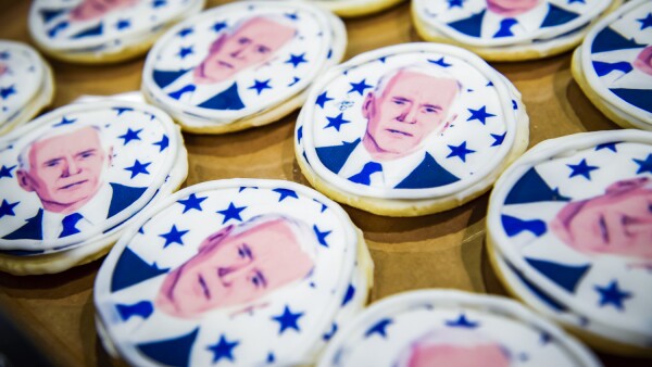 Across The U.S. Voters Flock To The Polls On Election Day