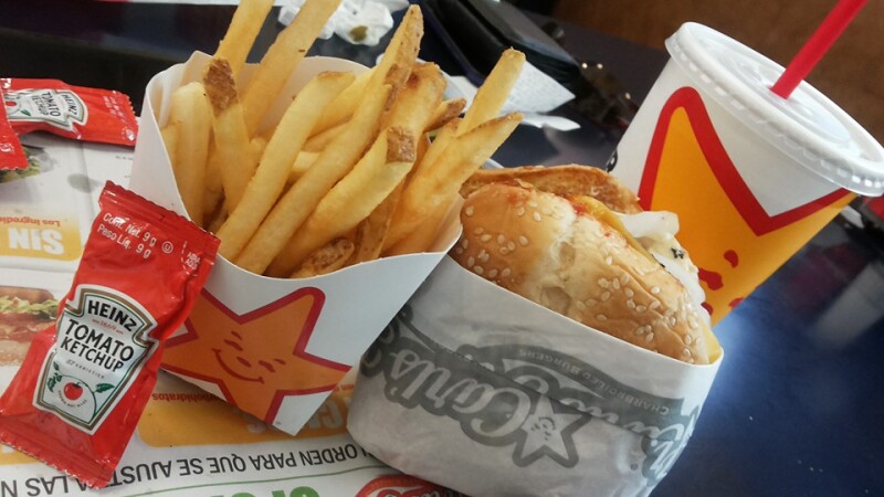 Carl's Jr. se unirá a marcas como Krispy Kreme, Gino's y El Farolito, que son parte del portafolio de Taco Holding.