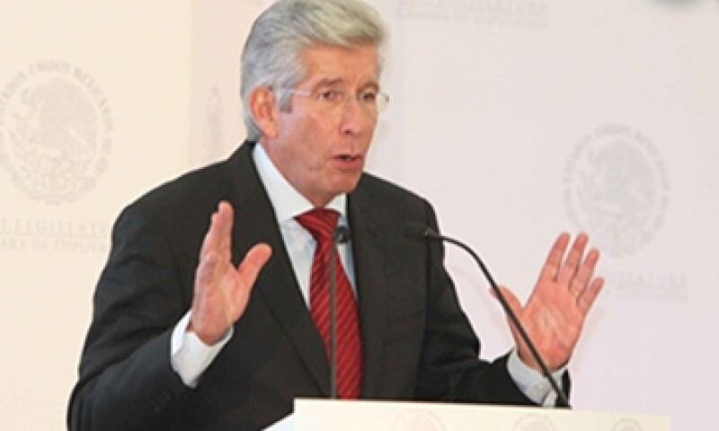 Tras las sesiones de trabajo, el secretario Ruiz Esparza estará en México el martes 25. (Foto: Notimex )
