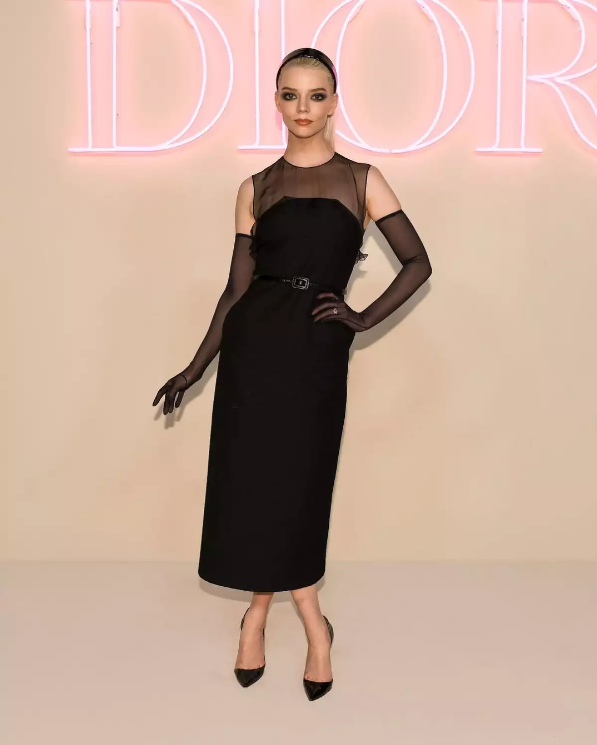2-anya-taylor-joy-dior.jpg