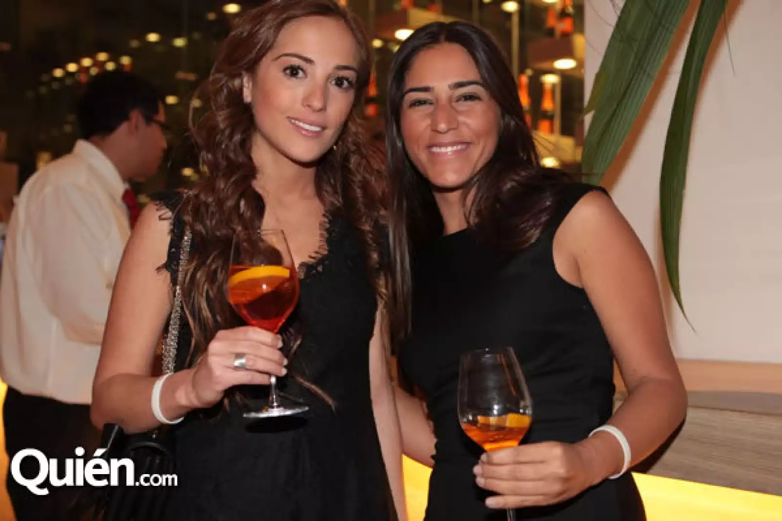 Diana Cherem,Raquel Charua