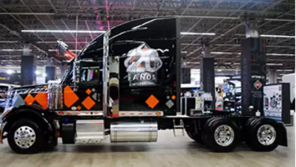 Entre los camiones ecológicos destaca el modelo Lonestar, de Navistar.  (Foto: Enrique Torres )