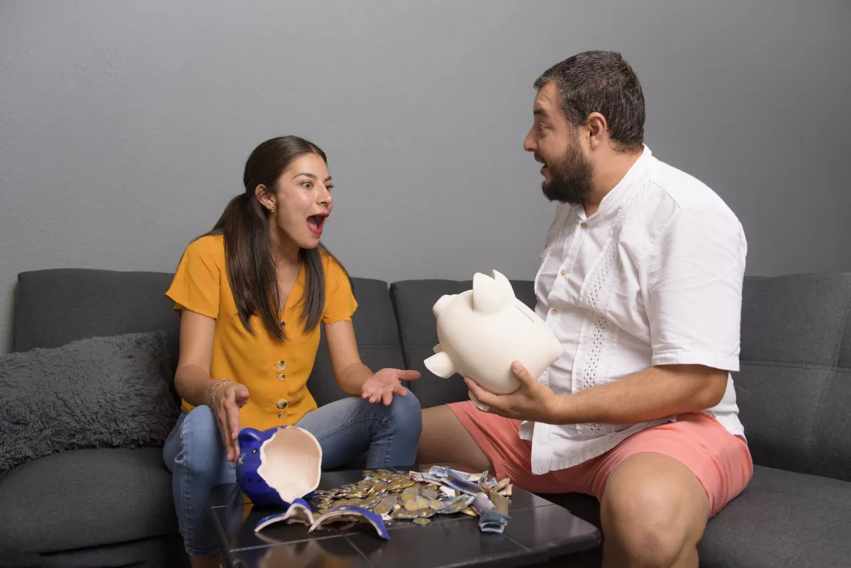 Banco o casa de bolsa, ¿dónde invertir mi dinero?