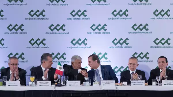 AMLO_CCE-8 (1).jpg