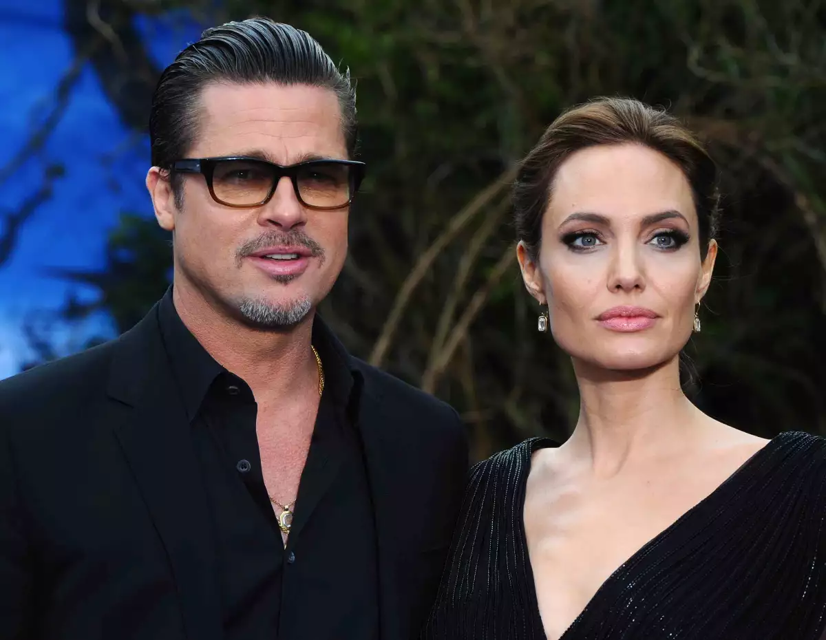 Angelina Jolie acusa a Brad Pitt de no pagar la manutención de sus hijos