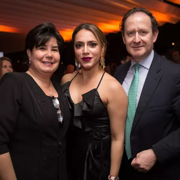 Coctel del 25 aniversario de México Asistencia