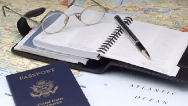 Los viajeros deberán pasar por una investigación de antecedentes y toma de huellas digitales para entrar al programa. (Foto: Photos to go)