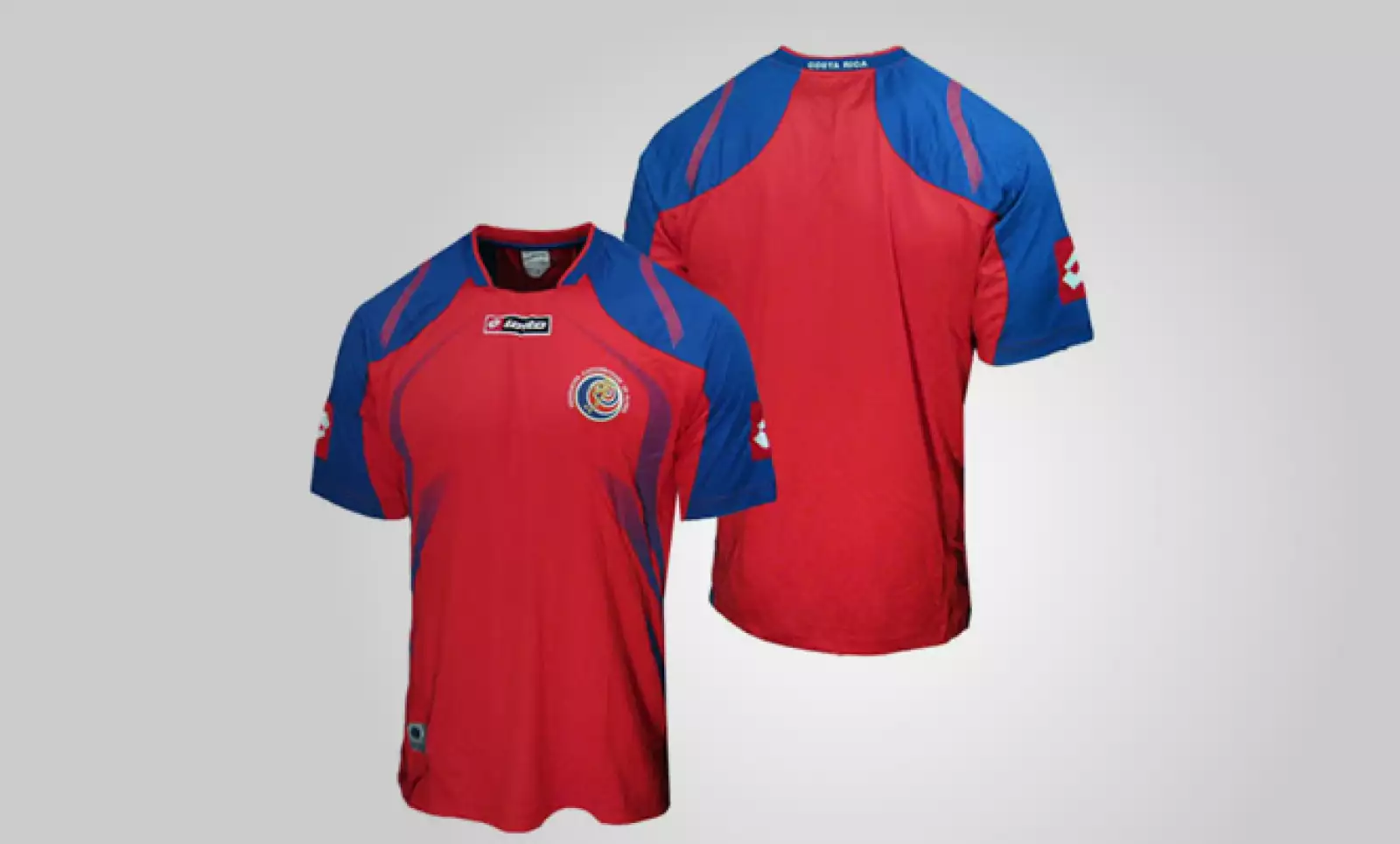 La escuadra de Ricardo La Volpe apuesta por la juventud en su combinado nacional para hacer un digno papel. Su playera tiene un costo de 44.99 dólares.