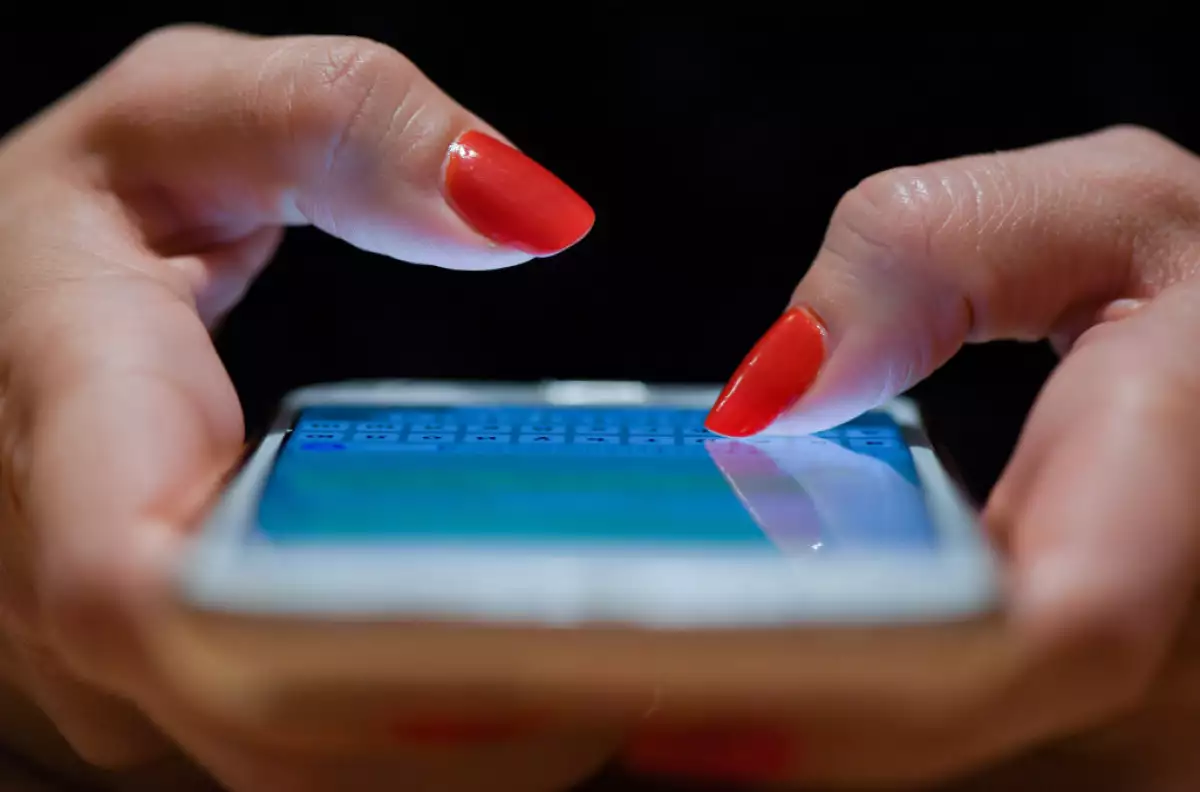 Woman with Smartphone