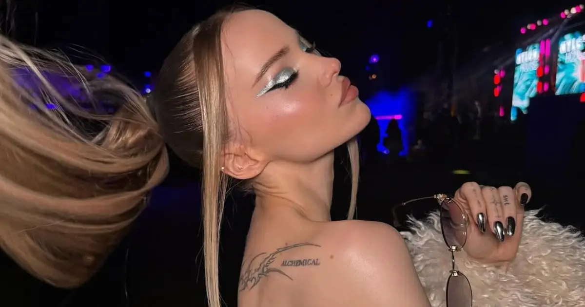 coachella dove cameron.jpg