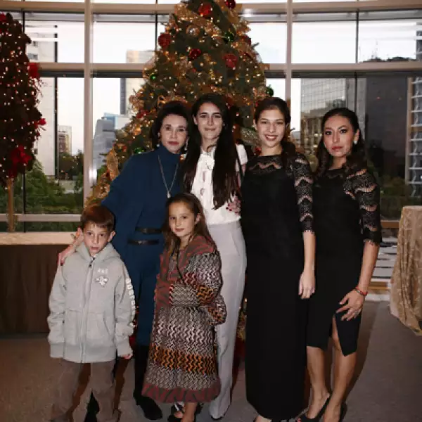 Pepita Serrano,Andrea de la Mora,Alejandra Gómez,Scherhezada Cruz,Jeronimo,Vanessa