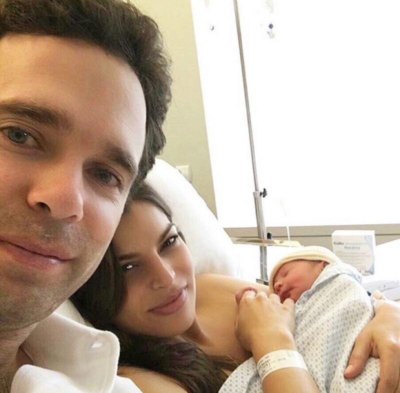 La pareja se convirtieron en padres el pasado 25 de julio.