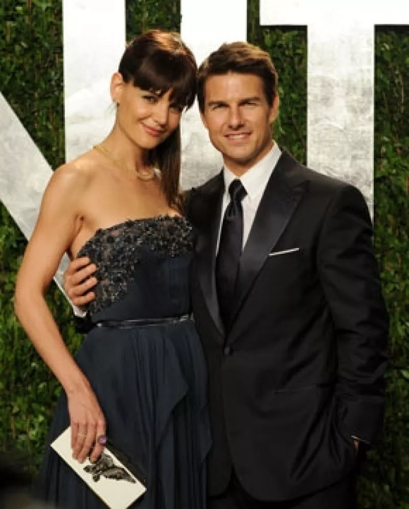 El cineasta Adam Shankman platicó con la revista Us Magazine, donde aseguró que sus amigos están felices, y ahora que se ven más, llevan una relación cordial.