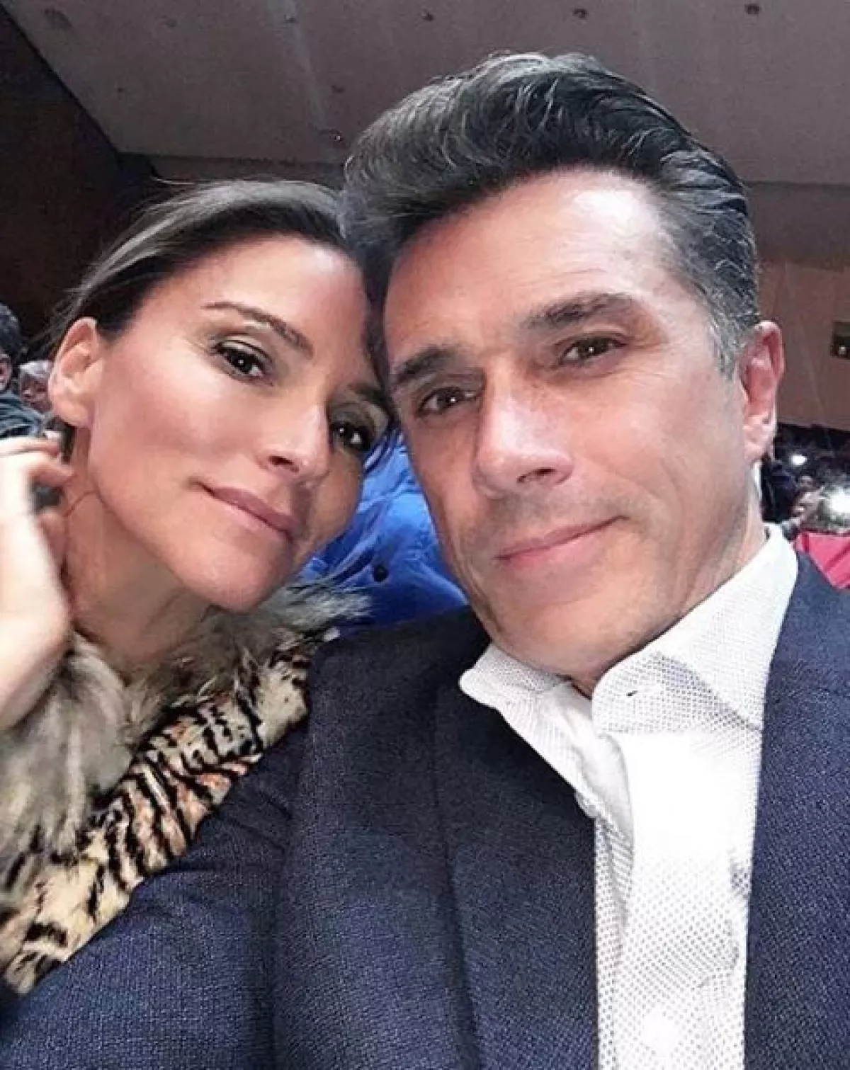 Issabela Camil, Sergio Mayer.