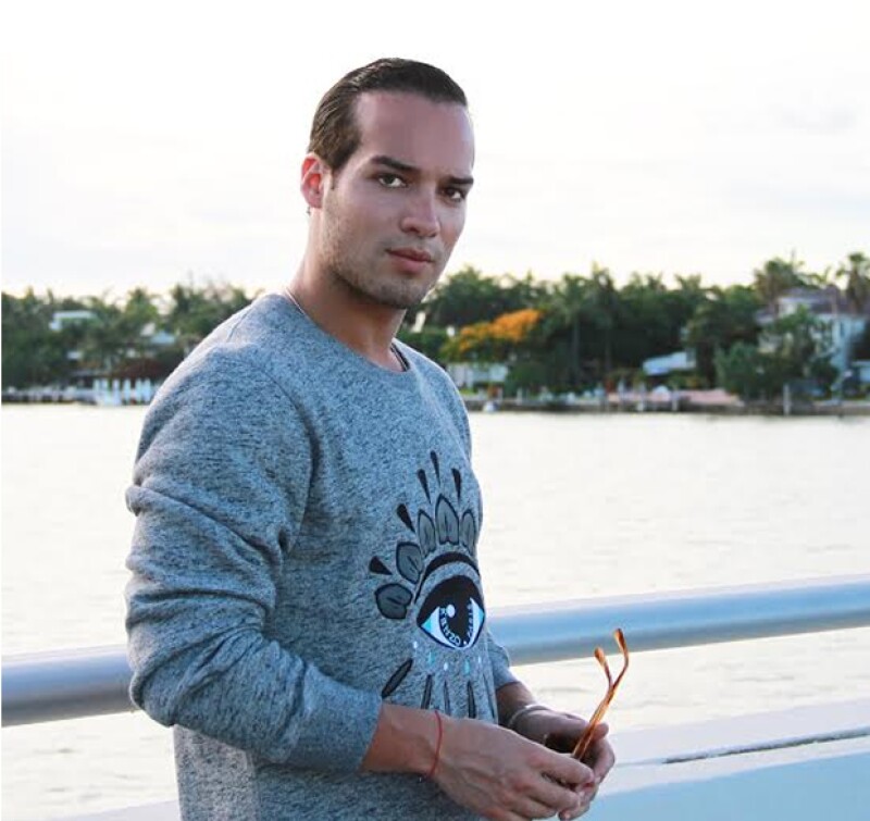 Ari Tinajero