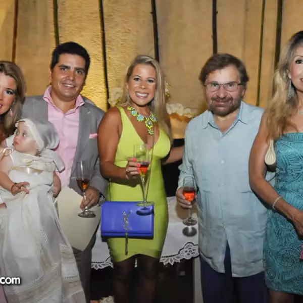 Fernanda Ochoa,Fernanda Reyes Ochoa,Ricardo Reyes,Karla Ochoa,Alberto,Lolita Abed