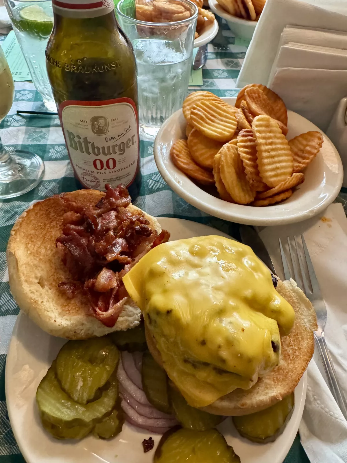 jg-melon-hamburguesa.jpeg