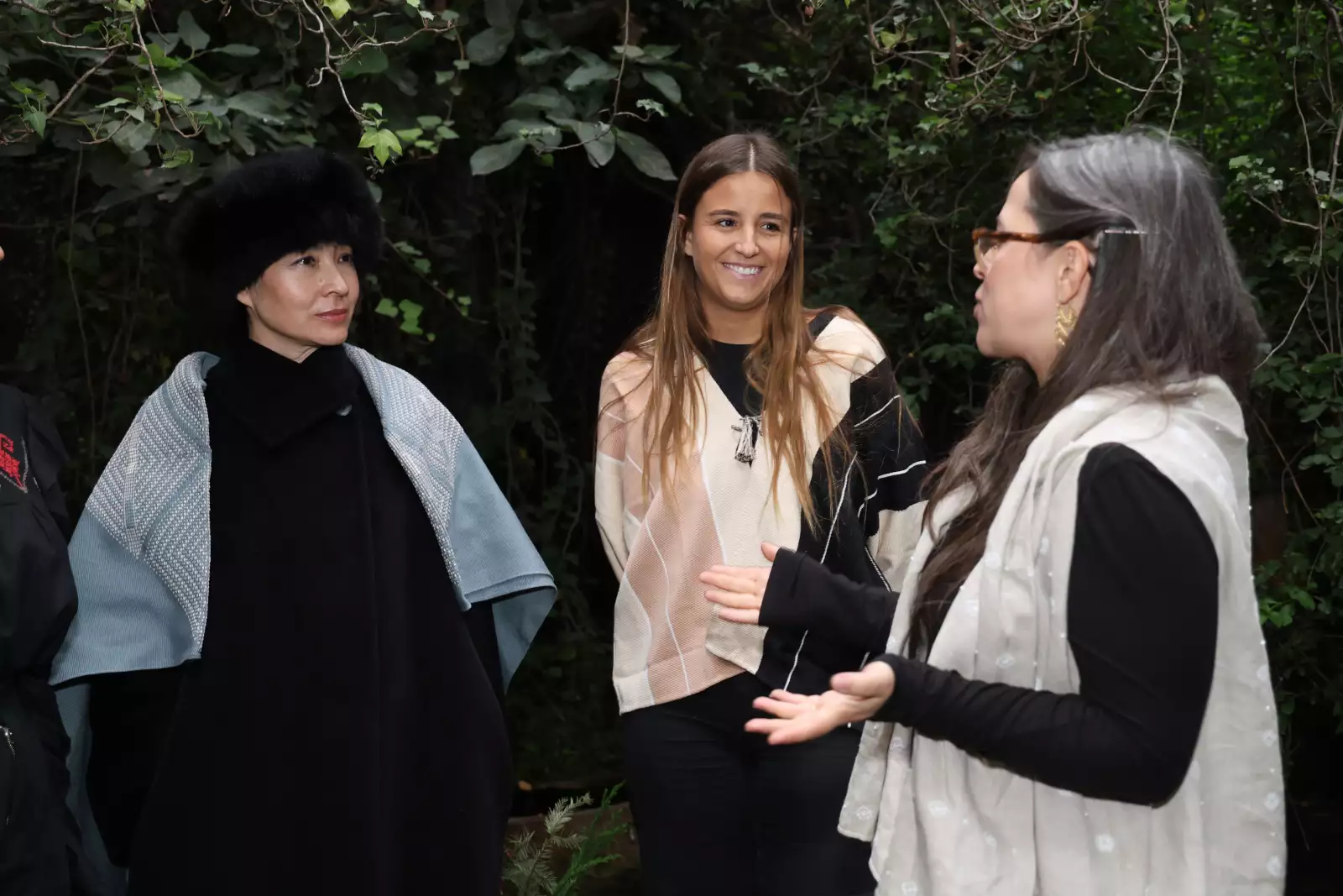 Ana María Maldonado  y Mariana Poo