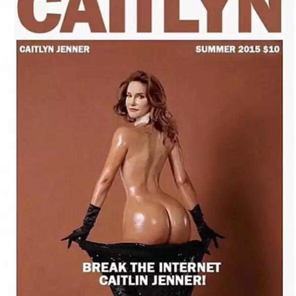 Las comparaciones entre la portada de Kim Kardashian y la de Caitlyn Jenner no se hicieron esperar.