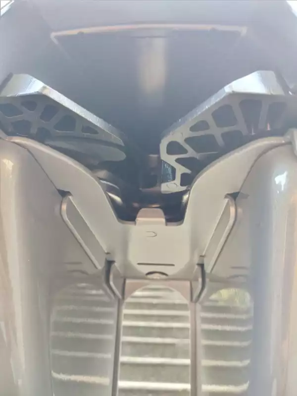 Este es el punto de anclaje en cada espacio para las bicicletas.