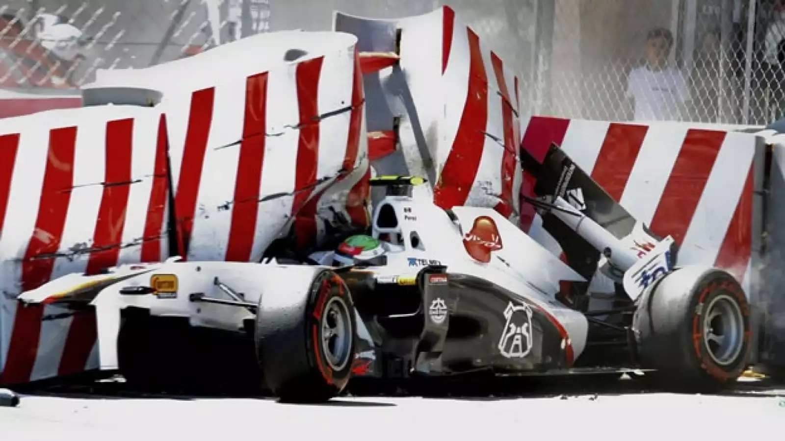 accidente del checo perez en monaco