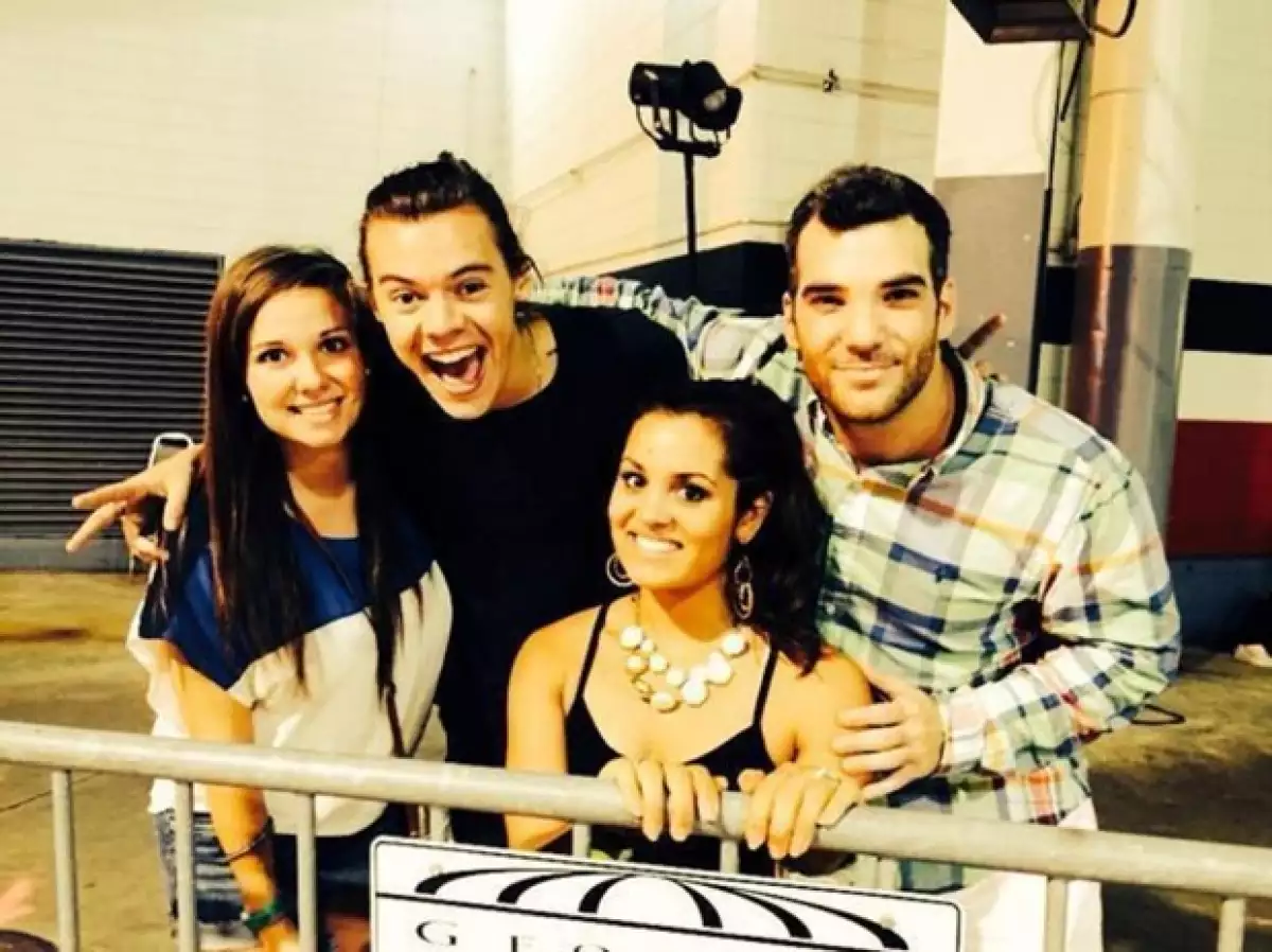 El cantante de 'One Direction' hizo de cupido ayer por la noche ayudando a un joven a pedirle a su novia que se casara con él durante un concierto en Atlanta.