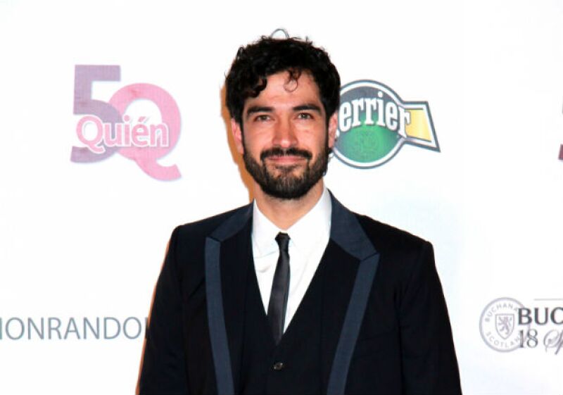 El 2016 le depara a Alfonso Herrera la segunda temporada de Sense8, además del estreno de la película "El Elegido", la cual filmó en España.