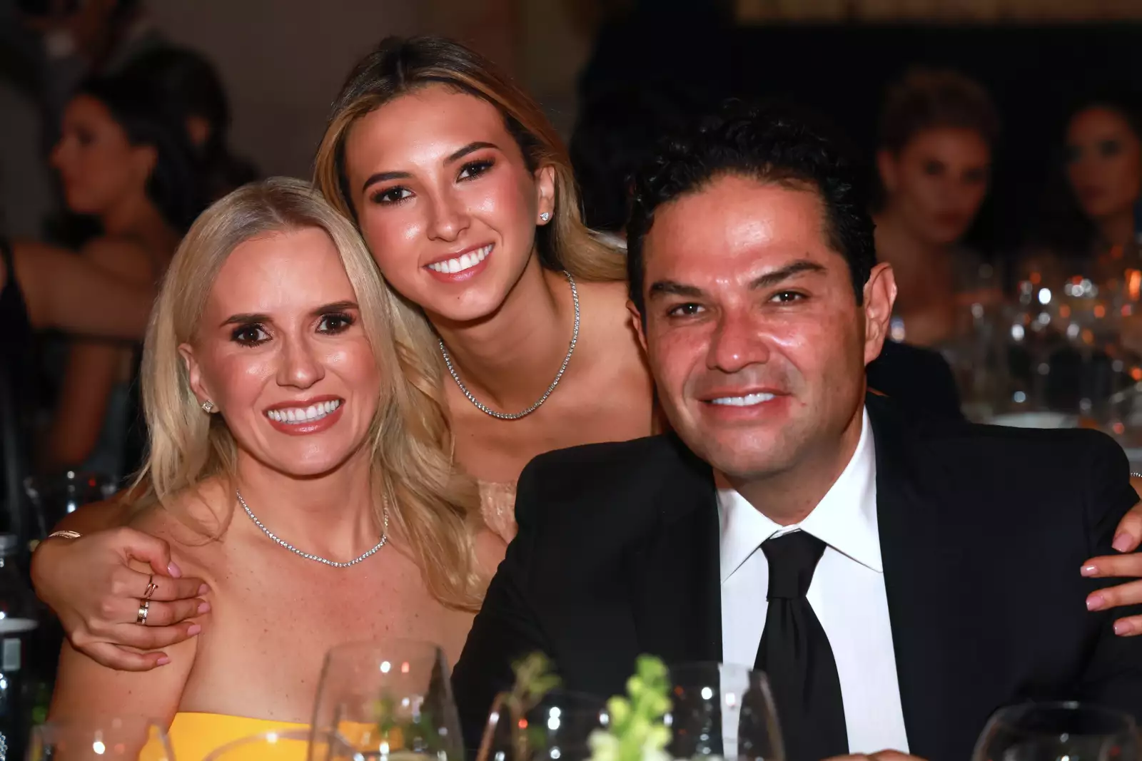 Romina Contreras, Regina Vargas Contreras y Enrique  Vargas