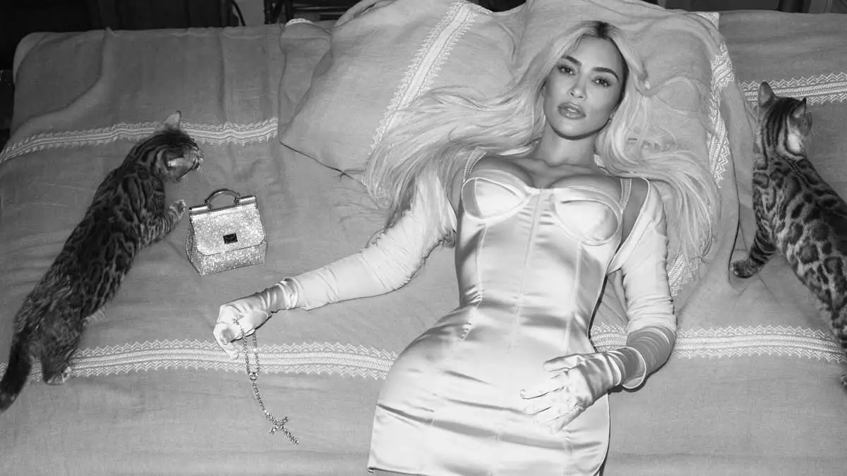 kim-kardashian-dolce-gabbana.jpg
