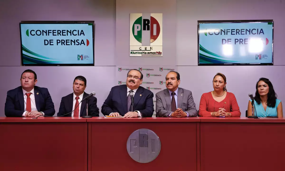 Los priistas ofrecieron conferencia de prensa para presentar el audio que presuntamente prueba las acusaciones contra el delegado en Cuauhtémoc.