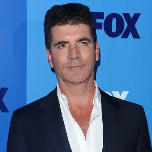 El productor musical y ex juez de American Idol, Simon Cowell, comenzó su carrera en el mundo de la música trabajando en el departamento de mensajería de EMI.